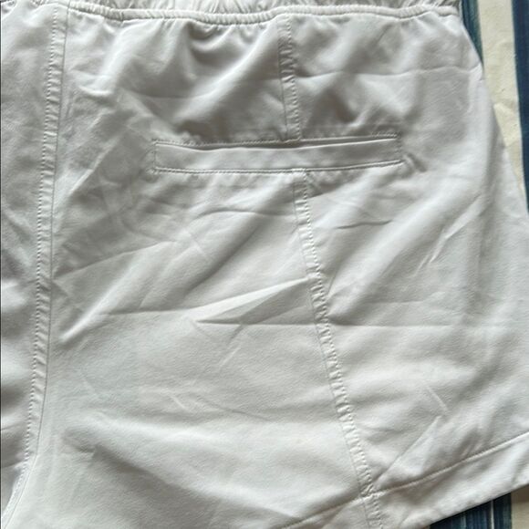 Lululemon Women's White Drawstring Shorts Sz 10 no tags new - Picture 6 of 8